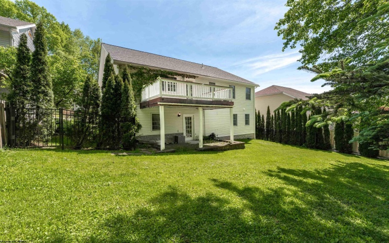2062 Pinecrest Drive, Morgantown, West Virginia 26505, 4 Bedrooms Bedrooms, 9 Rooms Rooms,3 BathroomsBathrooms,Single Family Detached,For Sale,Pinecrest,10164575
