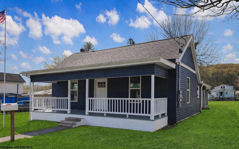 111 Caldwell Street, Terra Alta, West Virginia 26764, 2 Bedrooms Bedrooms, 5 Rooms Rooms,1 BathroomBathrooms,Single Family Detached,For Sale,Caldwell,10164595