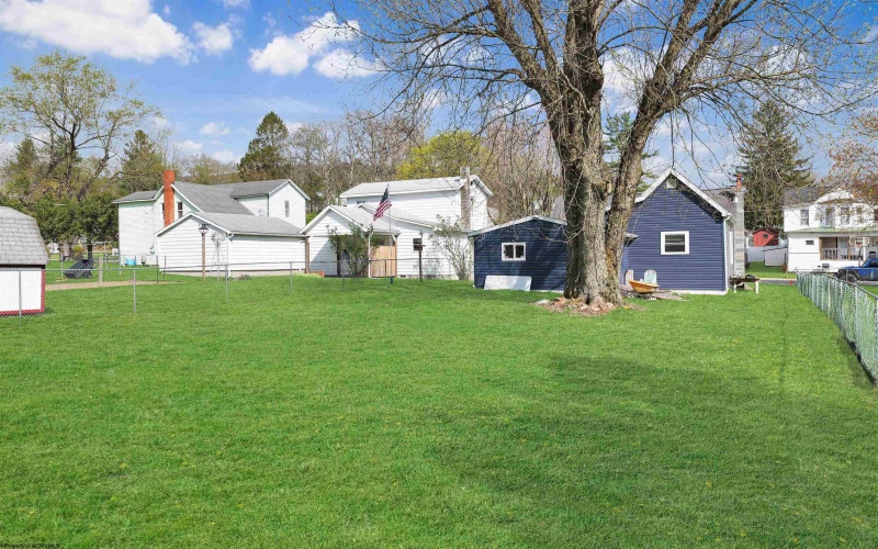111 Caldwell Street, Terra Alta, West Virginia 26764, 2 Bedrooms Bedrooms, 5 Rooms Rooms,1 BathroomBathrooms,Single Family Detached,For Sale,Caldwell,10164595