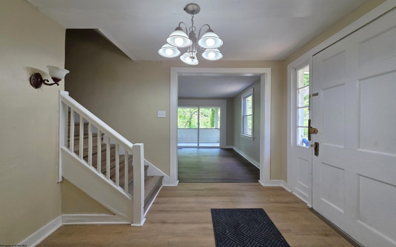 1300 Hillcrest Road, Fairmont, West Virginia 26554, 3 Bedrooms Bedrooms, 6 Rooms Rooms,2 BathroomsBathrooms,Single Family Detached,For Sale,Hillcrest,10164588