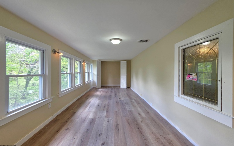 1300 Hillcrest Road, Fairmont, West Virginia 26554, 3 Bedrooms Bedrooms, 6 Rooms Rooms,2 BathroomsBathrooms,Single Family Detached,For Sale,Hillcrest,10164588