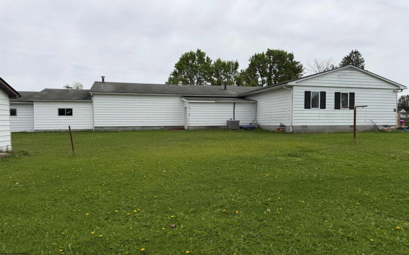 139 Custer Street, Belington, West Virginia 26250, 3 Bedrooms Bedrooms, 7 Rooms Rooms,1 BathroomBathrooms,Single Family Detached,For Sale,Custer,10164596