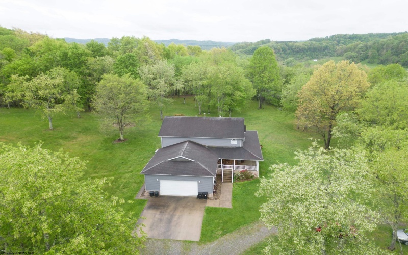 778 Elk City Road, Jane Lew, West Virginia 26378, 3 Bedrooms Bedrooms, 8 Rooms Rooms,3 BathroomsBathrooms,Single Family Detached,For Sale,Elk City,10164571