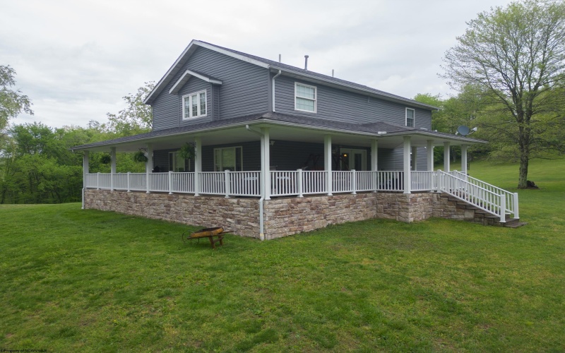 778 Elk City Road, Jane Lew, West Virginia 26378, 3 Bedrooms Bedrooms, 8 Rooms Rooms,3 BathroomsBathrooms,Single Family Detached,For Sale,Elk City,10164571