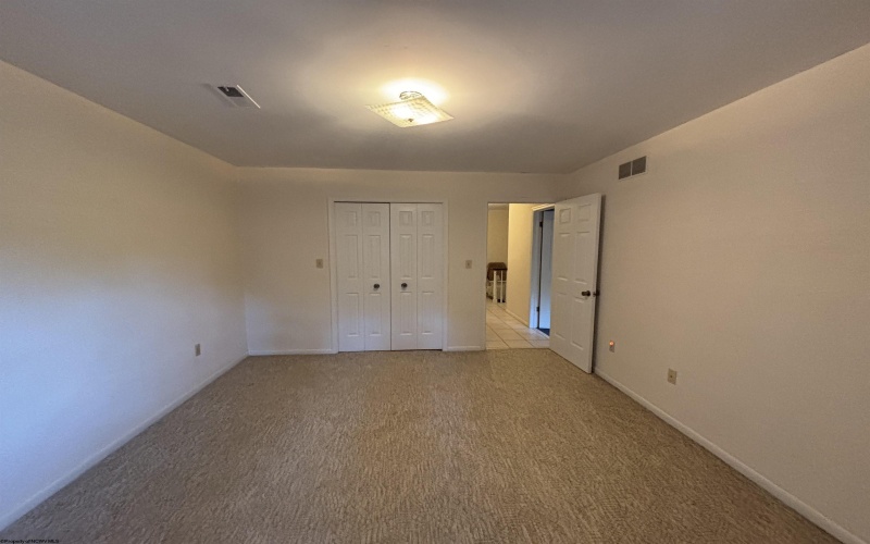 121 Stoneybrook Road, Clarksburg, West Virginia 26301-5658, 3 Bedrooms Bedrooms, 8 Rooms Rooms,2 BathroomsBathrooms,Single Family Detached,For Sale,Stoneybrook,10160756
