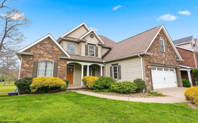 500 Saint Andrews Drive, Morgantown, West Virginia 26508, 5 Bedrooms Bedrooms, 9 Rooms Rooms,3 BathroomsBathrooms,Single Family Detached,For Sale,Saint Andrews,10164602