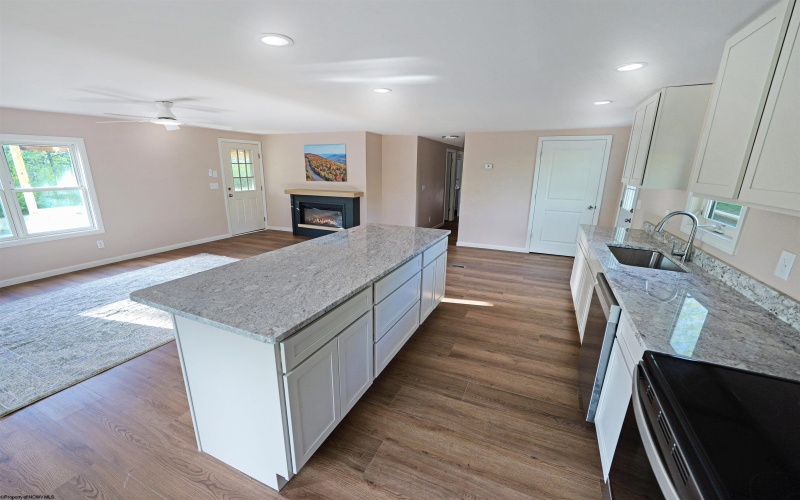 310 Sanders Street, Terra Alta, West Virginia 26764, 3 Bedrooms Bedrooms, 7 Rooms Rooms,2 BathroomsBathrooms,Single Family Detached,For Sale,Sanders,10164605