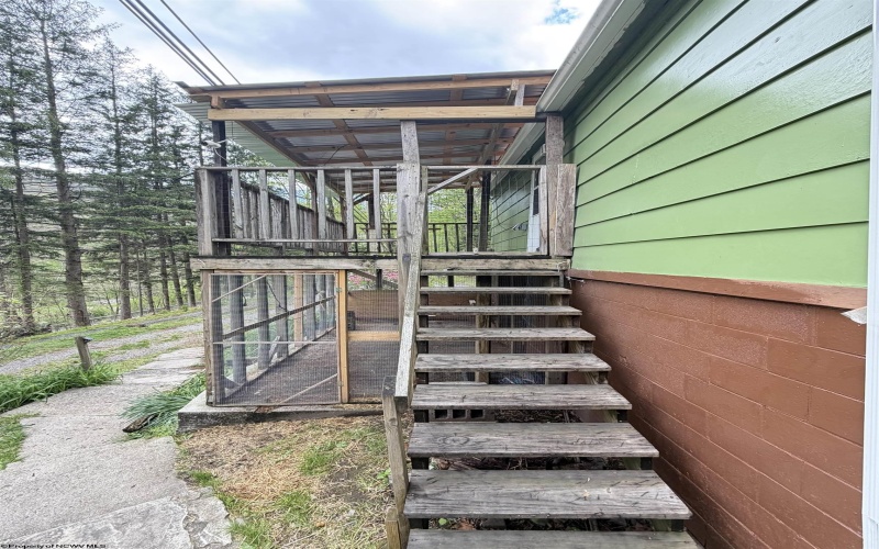 6357 Seneca Trail, Montrose, West Virginia 26283, 3 Bedrooms Bedrooms, 7 Rooms Rooms,1 BathroomBathrooms,Single Family Detached,For Sale,Seneca,10164604