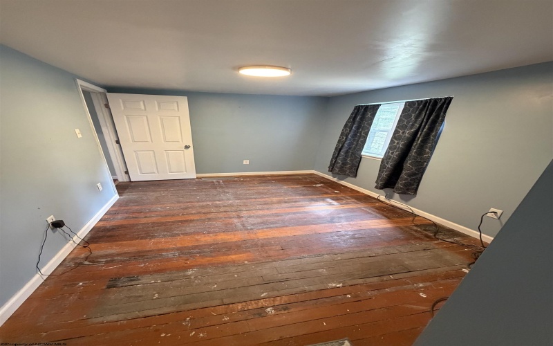 6357 Seneca Trail, Montrose, West Virginia 26283, 3 Bedrooms Bedrooms, 7 Rooms Rooms,1 BathroomBathrooms,Single Family Detached,For Sale,Seneca,10164604