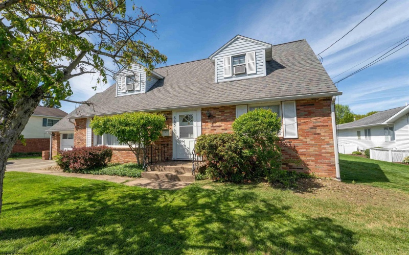 665 Killarney Drive, Morgantown, West Virginia 26505, 4 Bedrooms Bedrooms, 7 Rooms Rooms,2 BathroomsBathrooms,Single Family Detached,For Sale,Killarney,10164612