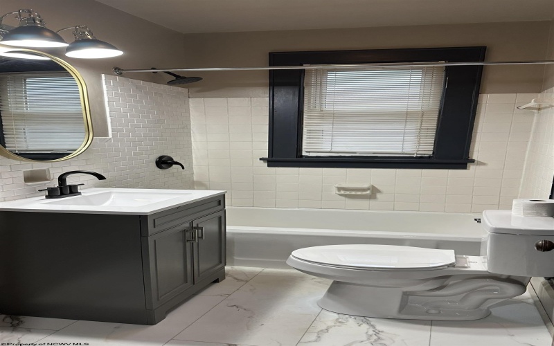 321 Graham Street, Elkins, West Virginia 26241, 3 Bedrooms Bedrooms, 6 Rooms Rooms,1 BathroomBathrooms,Single Family Detached,For Sale,Graham,10164611