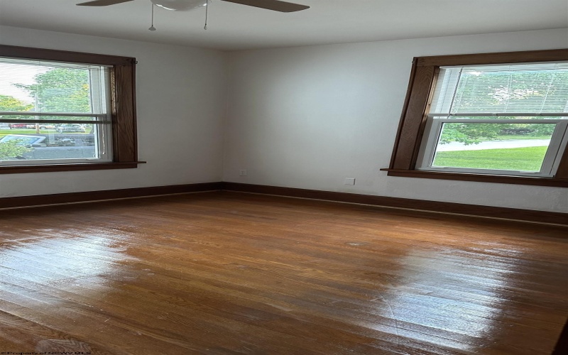 321 Graham Street, Elkins, West Virginia 26241, 3 Bedrooms Bedrooms, 6 Rooms Rooms,1 BathroomBathrooms,Single Family Detached,For Sale,Graham,10164611
