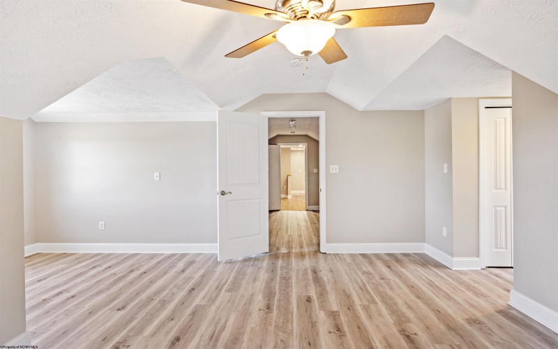 1313 Jamestown Drive, Morgantown, West Virginia 26508, 4 Bedrooms Bedrooms, 11 Rooms Rooms,3 BathroomsBathrooms,Single Family Detached,For Sale,Jamestown,10164610