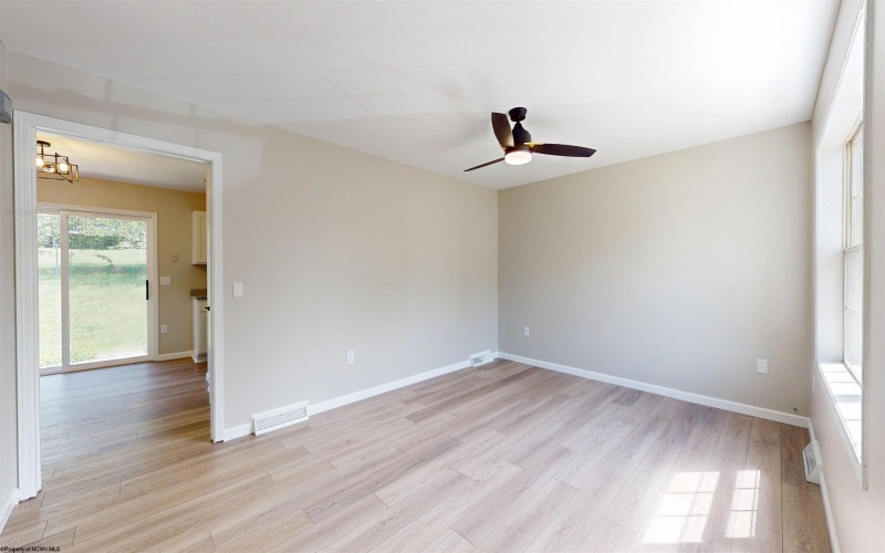 184 Fairfax Drive, Bridgeport, West Virginia 26330, 3 Bedrooms Bedrooms, 6 Rooms Rooms,1 BathroomBathrooms,Single Family Detached,For Sale,Fairfax,10164613