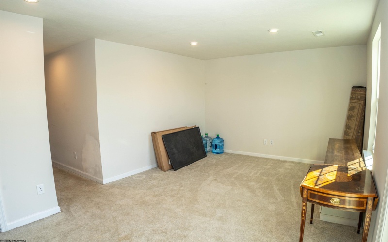 79 Hewstone Court, Morgantown, West Virginia 26501, 3 Bedrooms Bedrooms, 7 Rooms Rooms,2 BathroomsBathrooms,Single Family Attached,For Sale,Hewstone,10164639