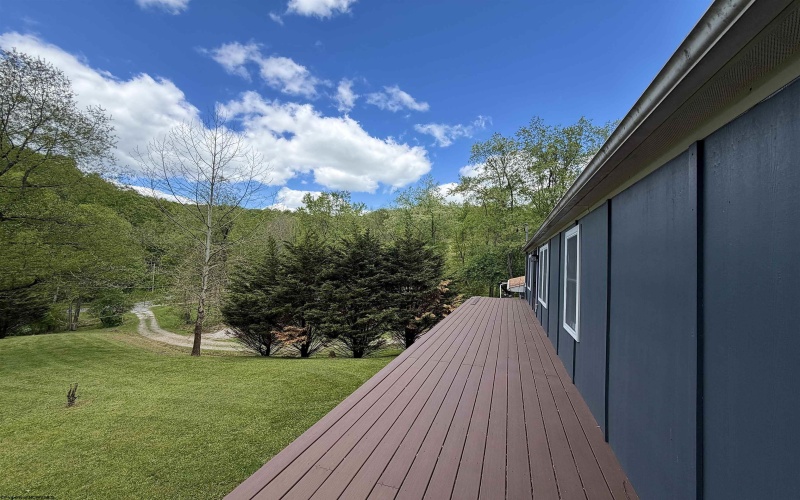804 Jewelweed Road, Bristol, West Virginia 26426, 3 Bedrooms Bedrooms, 8 Rooms Rooms,2 BathroomsBathrooms,Single Family Detached,For Sale,Jewelweed,10164618