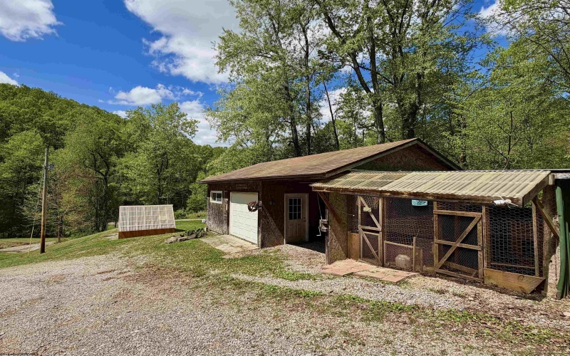804 Jewelweed Road, Bristol, West Virginia 26426, 3 Bedrooms Bedrooms, 8 Rooms Rooms,2 BathroomsBathrooms,Single Family Detached,For Sale,Jewelweed,10164618