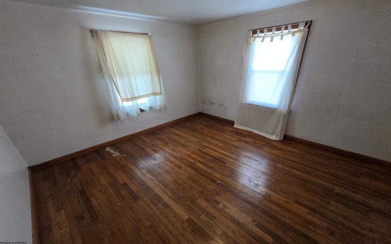 115 Davis Street, Parsons, West Virginia 26287, 3 Bedrooms Bedrooms, 6 Rooms Rooms,2 BathroomsBathrooms,Single Family Detached,For Sale,Davis,10164620