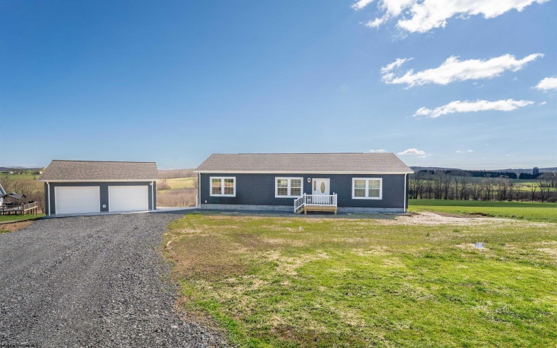 238 Meadowlark Drive, Bruceton Mills, West Virginia 26525, 3 Bedrooms Bedrooms, 5 Rooms Rooms,2 BathroomsBathrooms,Single Family Detached,For Sale,Meadowlark,10164634