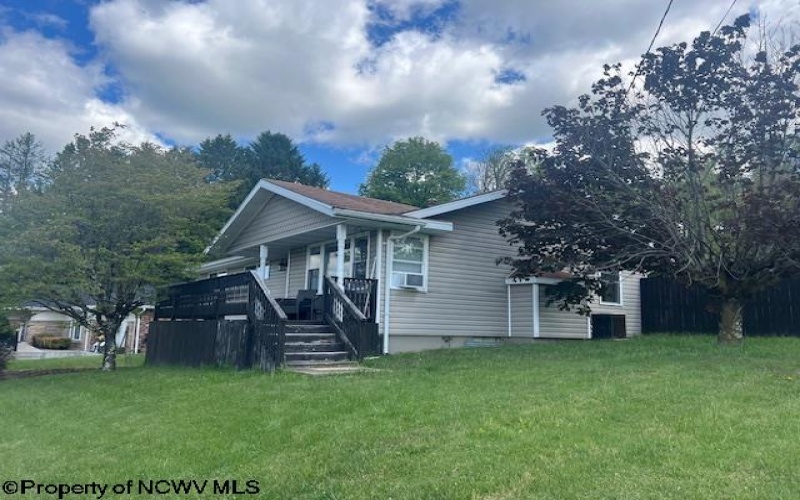599 Martha Avenue, Shinnston, West Virginia 26431, 3 Bedrooms Bedrooms, 6 Rooms Rooms,2 BathroomsBathrooms,Single Family Detached,For Sale,Martha,10164616