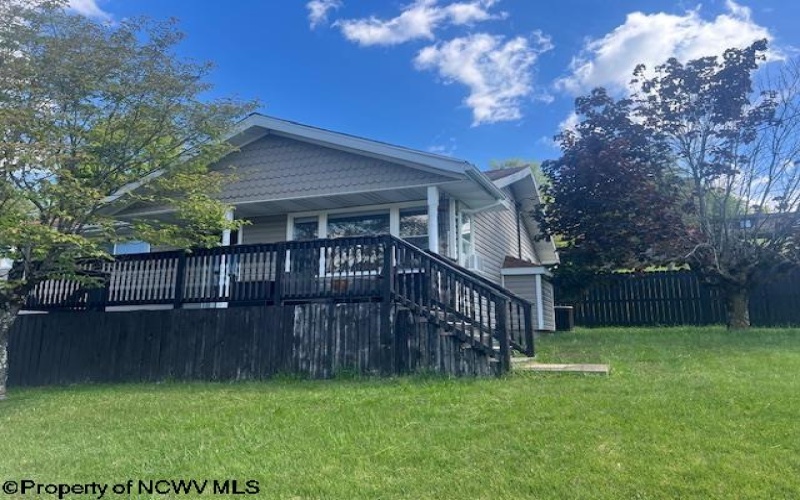599 Martha Avenue, Shinnston, West Virginia 26431, 3 Bedrooms Bedrooms, 6 Rooms Rooms,2 BathroomsBathrooms,Single Family Detached,For Sale,Martha,10164616