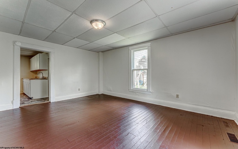 975 Dorsey Avenue, Morgantown, West Virginia 26501, 3 Bedrooms Bedrooms, 8 Rooms Rooms,2 BathroomsBathrooms,Single Family Detached,For Sale,Dorsey,10164617
