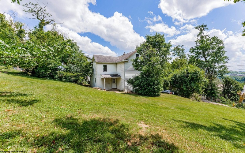 975 Dorsey Avenue, Morgantown, West Virginia 26501, 3 Bedrooms Bedrooms, 8 Rooms Rooms,2 BathroomsBathrooms,Single Family Detached,For Sale,Dorsey,10164617