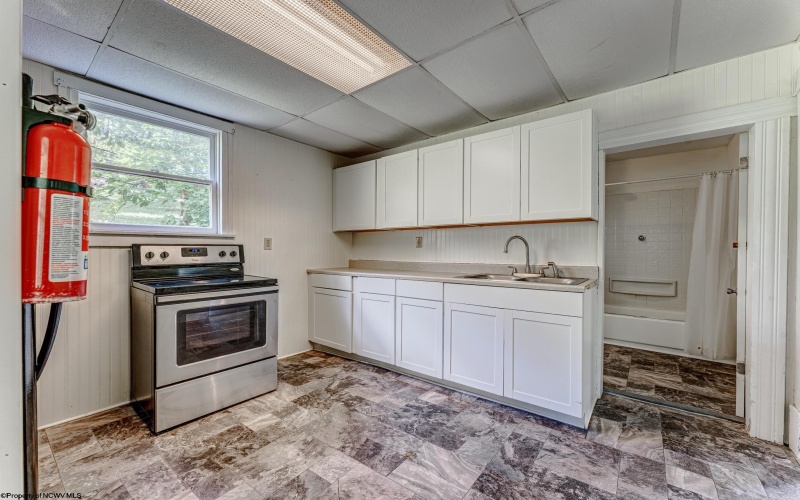 975 Dorsey Avenue, Morgantown, West Virginia 26501, 3 Bedrooms Bedrooms, 8 Rooms Rooms,2 BathroomsBathrooms,Single Family Detached,For Sale,Dorsey,10164617