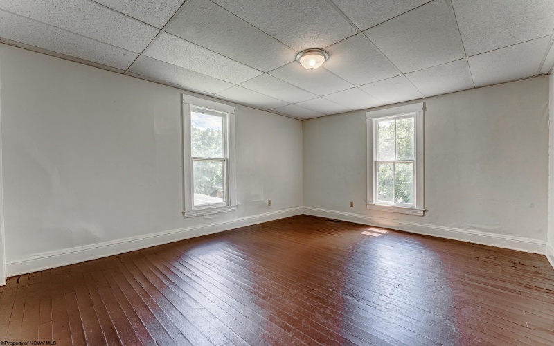 975 Dorsey Avenue, Morgantown, West Virginia 26501, 3 Bedrooms Bedrooms, 8 Rooms Rooms,2 BathroomsBathrooms,Single Family Detached,For Sale,Dorsey,10164617