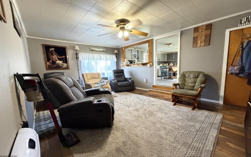 1300 Goff Avenue, Clarksburg, West Virginia 26301-1912, 3 Bedrooms Bedrooms, 6 Rooms Rooms,1 BathroomBathrooms,Single Family Detached,For Sale,Goff,10164633