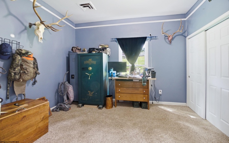922 Tetrick Road, Shinnston, West Virginia 26431, 4 Bedrooms Bedrooms, 8 Rooms Rooms,2 BathroomsBathrooms,Single Family Detached,For Sale,Tetrick,10164630