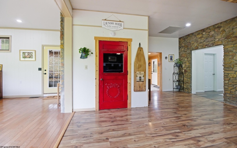 922 Tetrick Road, Shinnston, West Virginia 26431, 4 Bedrooms Bedrooms, 8 Rooms Rooms,2 BathroomsBathrooms,Single Family Detached,For Sale,Tetrick,10164630