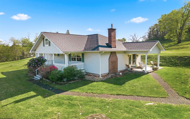 1492 Janes Hill Road, Shinnston, West Virginia 26431, 3 Bedrooms Bedrooms, 8 Rooms Rooms,1 BathroomBathrooms,Single Family Detached,For Sale,Janes Hill,10164621