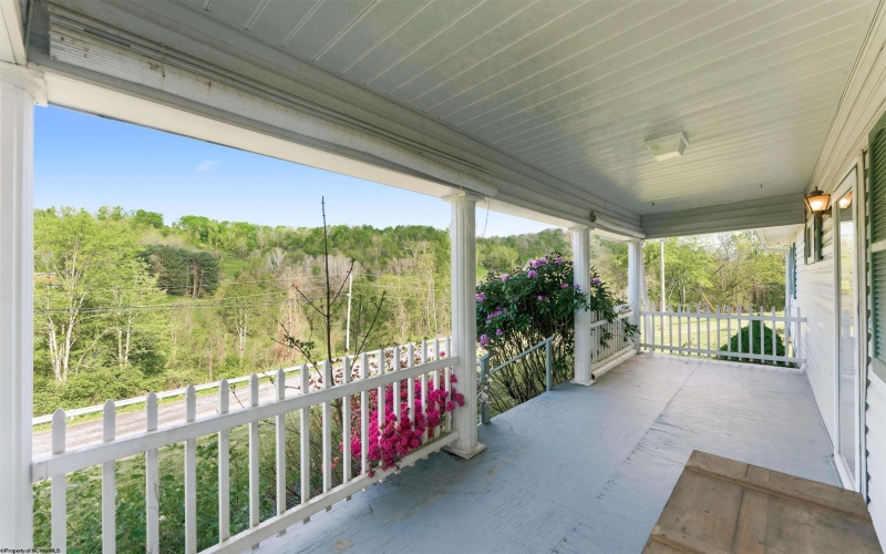 1492 Janes Hill Road, Shinnston, West Virginia 26431, 3 Bedrooms Bedrooms, 8 Rooms Rooms,1 BathroomBathrooms,Single Family Detached,For Sale,Janes Hill,10164621