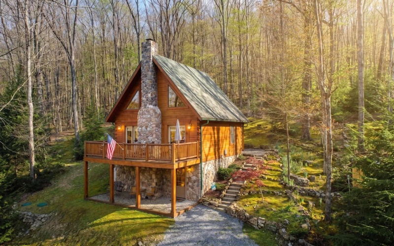 4502 Hileman Road, Bruceton Mills, West Virginia 26525, 1 Bedroom Bedrooms, 8 Rooms Rooms,2 BathroomsBathrooms,Single Family Detached,For Sale,Hileman,10164643