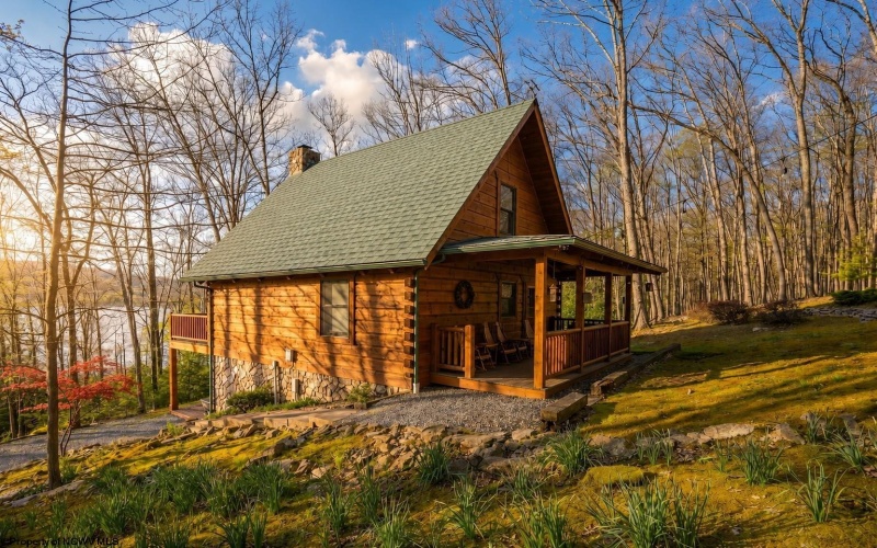 4502 Hileman Road, Bruceton Mills, West Virginia 26525, 1 Bedroom Bedrooms, 8 Rooms Rooms,2 BathroomsBathrooms,Single Family Detached,For Sale,Hileman,10164643