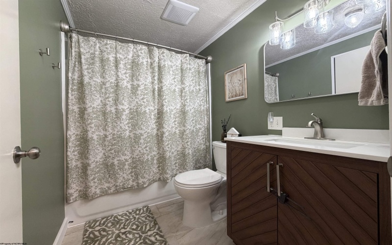 298 Tipple Road, Salem, West Virginia 26426-8046, 2 Bedrooms Bedrooms, 8 Rooms Rooms,2 BathroomsBathrooms,Single Family Detached,For Sale,Tipple,10164660