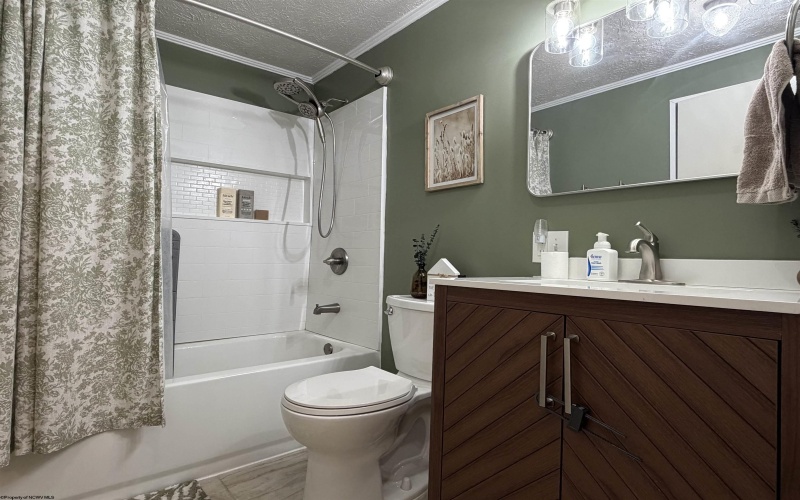 298 Tipple Road, Salem, West Virginia 26426-8046, 2 Bedrooms Bedrooms, 8 Rooms Rooms,2 BathroomsBathrooms,Single Family Detached,For Sale,Tipple,10164660