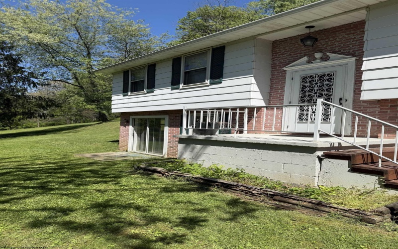298 Tipple Road, Salem, West Virginia 26426-8046, 2 Bedrooms Bedrooms, 8 Rooms Rooms,2 BathroomsBathrooms,Single Family Detached,For Sale,Tipple,10164660