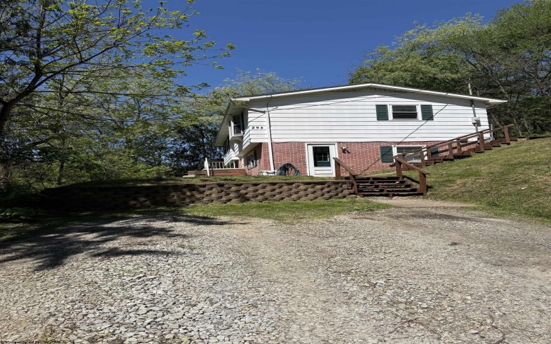 298 Tipple Road, Salem, West Virginia 26426-8046, 2 Bedrooms Bedrooms, 8 Rooms Rooms,2 BathroomsBathrooms,Single Family Detached,For Sale,Tipple,10164660
