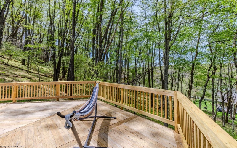15 Fern Court, Terra Alta, West Virginia 26764, 5 Bedrooms Bedrooms, 10 Rooms Rooms,3 BathroomsBathrooms,Single Family Detached,For Sale,Fern,10164659