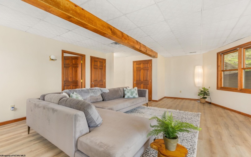 15 Fern Court, Terra Alta, West Virginia 26764, 5 Bedrooms Bedrooms, 10 Rooms Rooms,3 BathroomsBathrooms,Single Family Detached,For Sale,Fern,10164659