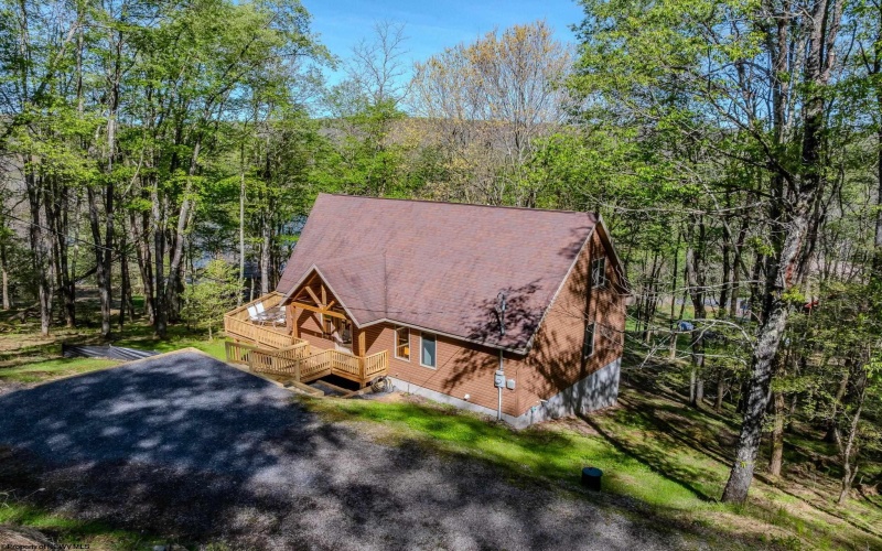 15 Fern Court, Terra Alta, West Virginia 26764, 5 Bedrooms Bedrooms, 10 Rooms Rooms,3 BathroomsBathrooms,Single Family Detached,For Sale,Fern,10164659