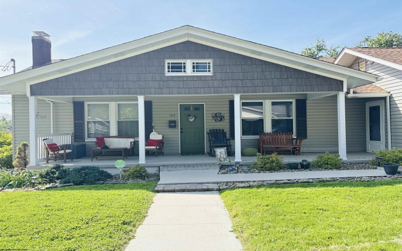 163 Broadview Avenue, Fairmont, West Virginia 26554, 2 Bedrooms Bedrooms, 5 Rooms Rooms,2 BathroomsBathrooms,Single Family Detached,For Sale,Broadview,10164657
