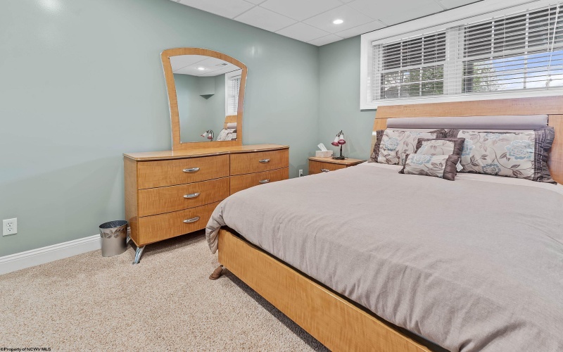 410 Santana Place, Morgantown, West Virginia 26508, 5 Bedrooms Bedrooms, 11 Rooms Rooms,3 BathroomsBathrooms,Single Family Detached,For Sale,Santana,10164649