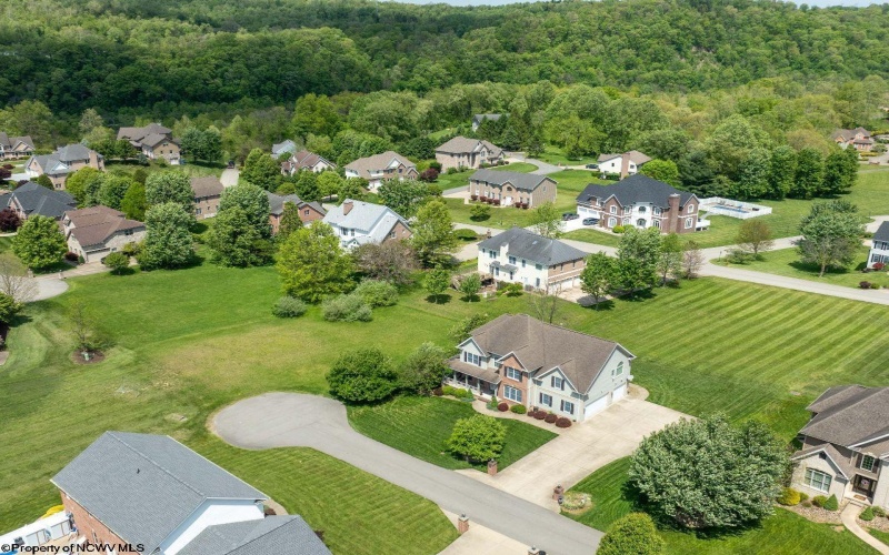 410 Santana Place, Morgantown, West Virginia 26508, 5 Bedrooms Bedrooms, 11 Rooms Rooms,3 BathroomsBathrooms,Single Family Detached,For Sale,Santana,10164649
