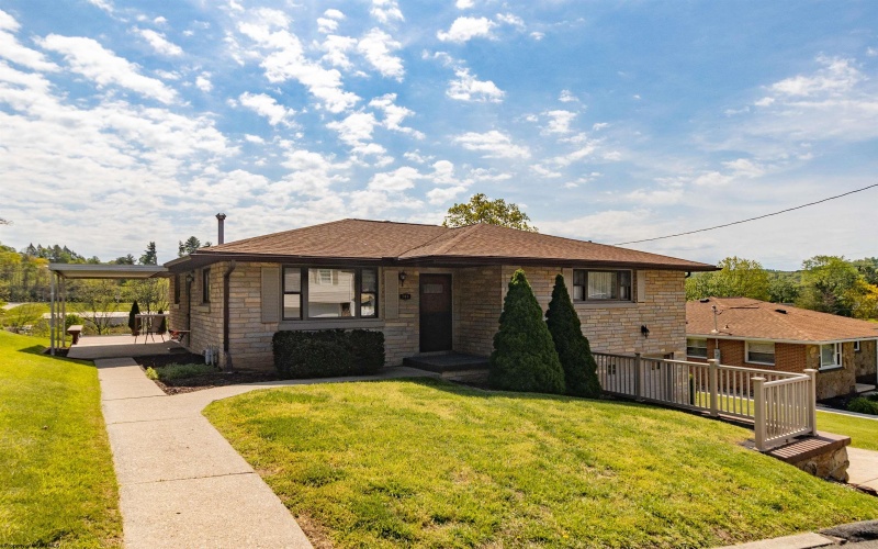 706 Willis Avenue, Bridgeport, West Virginia 26330-0000, 3 Bedrooms Bedrooms, 9 Rooms Rooms,2 BathroomsBathrooms,Single Family Detached,For Sale,Willis,10164648 706 Willis Avenue, Bridgeport, West Virginia 26330-0000, 3 Bedrooms Bedrooms, 9 Rooms Rooms,2 BathroomsBathrooms,Single Family Detached,For Sale,Willis,10164648