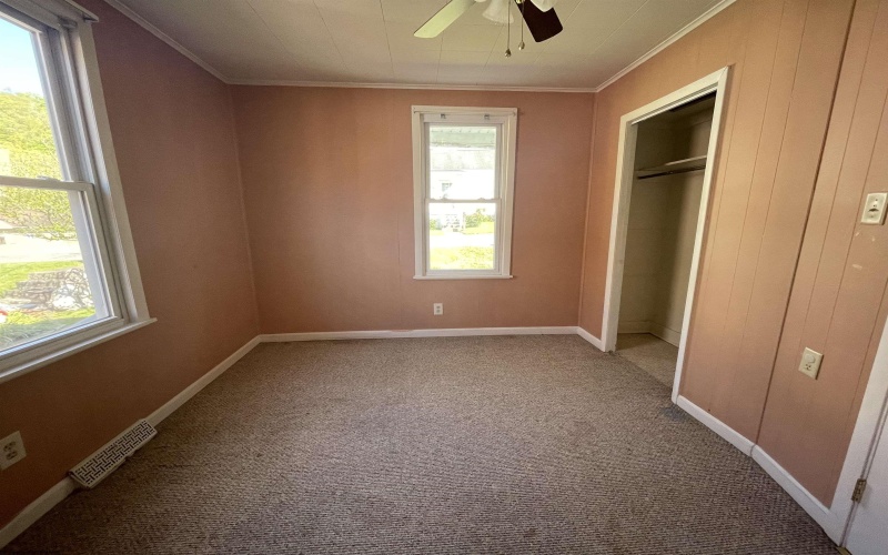 807 Indiana Avenue, Nutter Fort, West Virginia 26301-4561, 3 Bedrooms Bedrooms, 6 Rooms Rooms,1 BathroomBathrooms,Single Family Detached,For Sale,Indiana,10164647