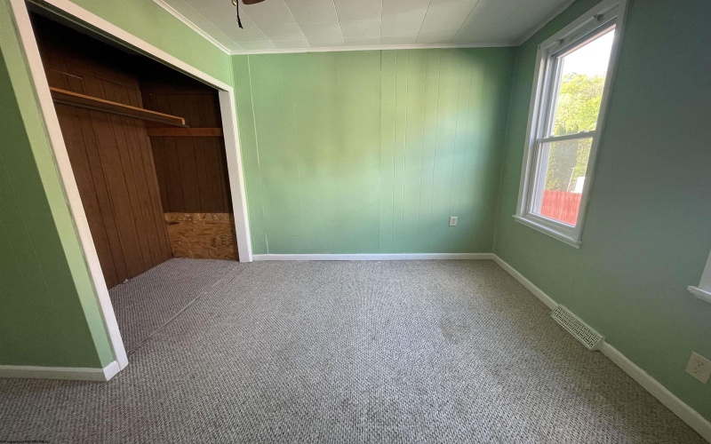 807 Indiana Avenue, Nutter Fort, West Virginia 26301-4561, 3 Bedrooms Bedrooms, 6 Rooms Rooms,1 BathroomBathrooms,Single Family Detached,For Sale,Indiana,10164647