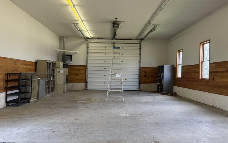 15 Pine Ridge Lane, Fairmont, West Virginia 26554, 1 Bedroom Bedrooms, 5 Rooms Rooms,3 BathroomsBathrooms,Single Family Detached,For Sale,Pine Ridge,10164655